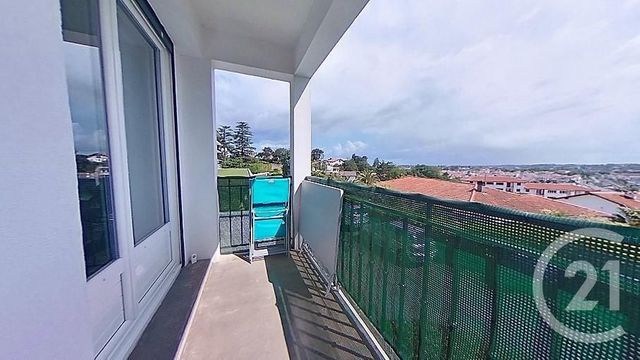 Appartement F3 à vendre - 3 pièces - 73.45 m2 - CIBOURE - 64 - AQUITAINE - Century 21 Belharra Appartement F3 à vendre - 3 pièces - 73.45 m2 - CIBOURE - 64 - AQUITAINE - Century 21 Belharra