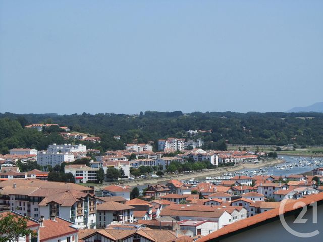 Appartement F3 à vendre - 3 pièces - 73.45 m2 - CIBOURE - 64 - AQUITAINE - Century 21 Belharra Appartement F3 à vendre - 3 pièces - 73.45 m2 - CIBOURE - 64 - AQUITAINE - Century 21 Belharra