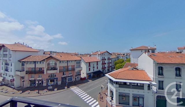 Afficher la photo en grand Studio à vendre - 1 pièce - 27.0 m2 - ST JEAN DE LUZ - 64 - AQUITAINE - Century 21 Belharra