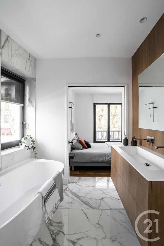 Appartement F3 à vendre - 4 pièces - 81.5 m2 - ST JEAN DE LUZ - 64 - AQUITAINE - Century 21 Belharra