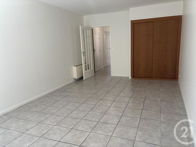 Appartement F3 à vendre - 3 pièces - 64.21 m2 - ST JEAN DE LUZ - 64 - AQUITAINE - Century 21 Belharra