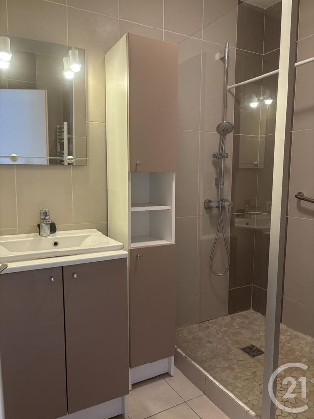 Appartement F3 à vendre - 3 pièces - 64.21 m2 - ST JEAN DE LUZ - 64 - AQUITAINE - Century 21 Belharra