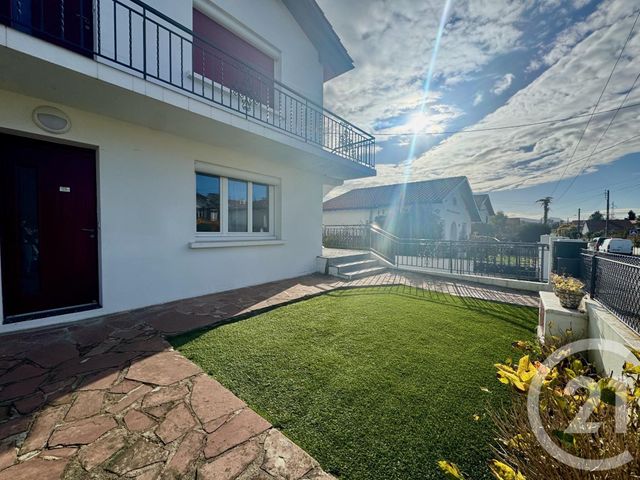 Appartement F3 à louer - 3 pièces - 73.06 m2 - ST JEAN DE LUZ - 64 - AQUITAINE - Century 21 Belharra