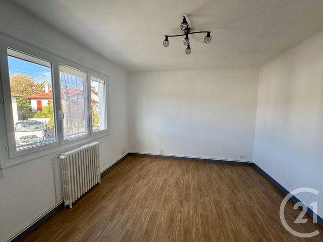 Appartement F3 à louer - 3 pièces - 73.06 m2 - ST JEAN DE LUZ - 64 - AQUITAINE - Century 21 Belharra