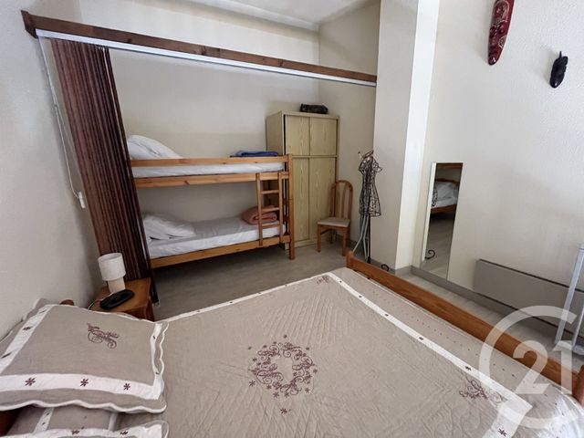 Afficher la photo en grand Appartement T2 à vendre - 2 pièces - 34.4 m2 - ST JEAN DE LUZ - 64 - AQUITAINE - Century 21 Belharra