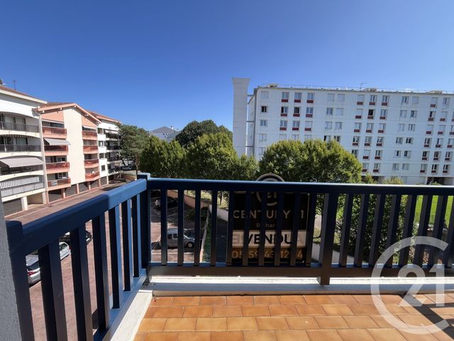 Afficher la photo en grand Appartement T2 à vendre - 2 pièces - 34.4 m2 - ST JEAN DE LUZ - 64 - AQUITAINE - Century 21 Belharra