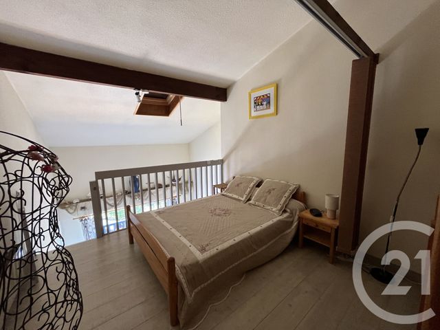 Afficher la photo en grand Appartement T2 à vendre - 2 pièces - 34.4 m2 - ST JEAN DE LUZ - 64 - AQUITAINE - Century 21 Belharra