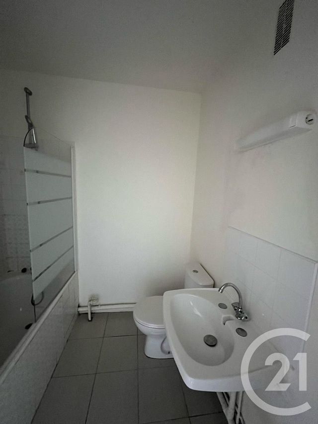 Appartement Studio à vendre - 1 pièce - 34.3 m2 - ST JEAN DE LUZ - 64 - AQUITAINE - Century 21 Belharra