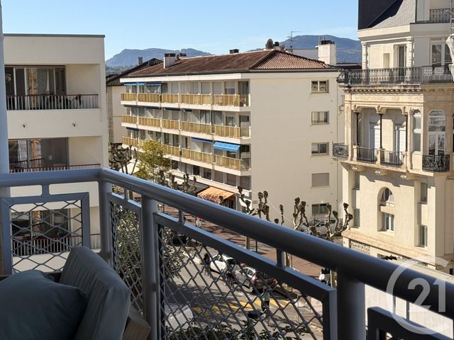 Afficher la photo en grand Appartement F3 à vendre - 3 pièces - 56.08 m2 - ST JEAN DE LUZ - 64 - AQUITAINE - Century 21 Belharra