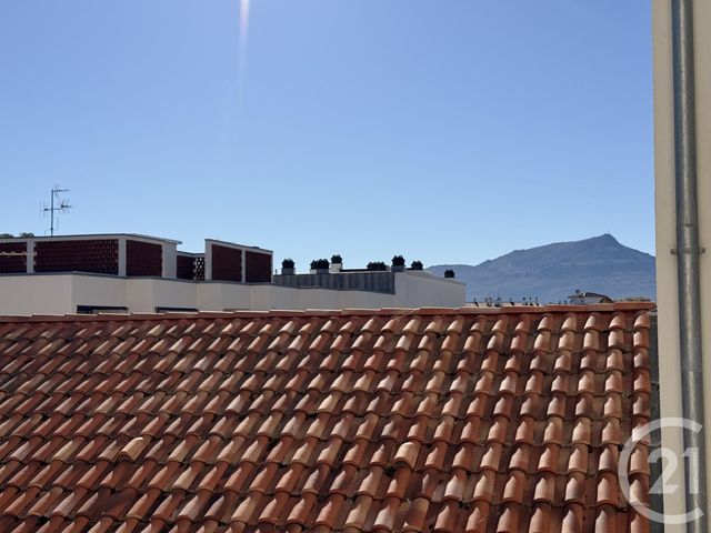 Afficher la photo en grand Appartement F3 à vendre - 3 pièces - 56.08 m2 - ST JEAN DE LUZ - 64 - AQUITAINE - Century 21 Belharra