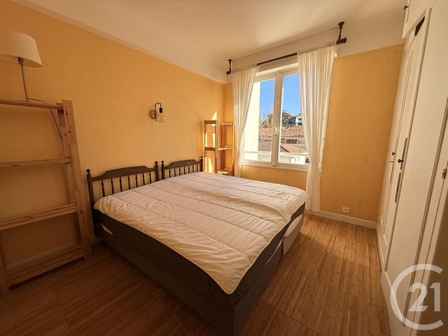 Afficher la photo en grand Appartement F3 à vendre - 3 pièces - 56.08 m2 - ST JEAN DE LUZ - 64 - AQUITAINE - Century 21 Belharra