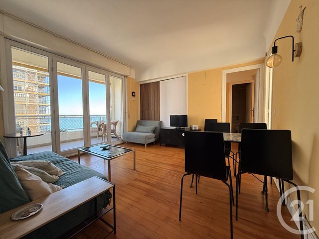 Afficher la photo en grand Appartement F3 à vendre - 3 pièces - 56.08 m2 - ST JEAN DE LUZ - 64 - AQUITAINE - Century 21 Belharra