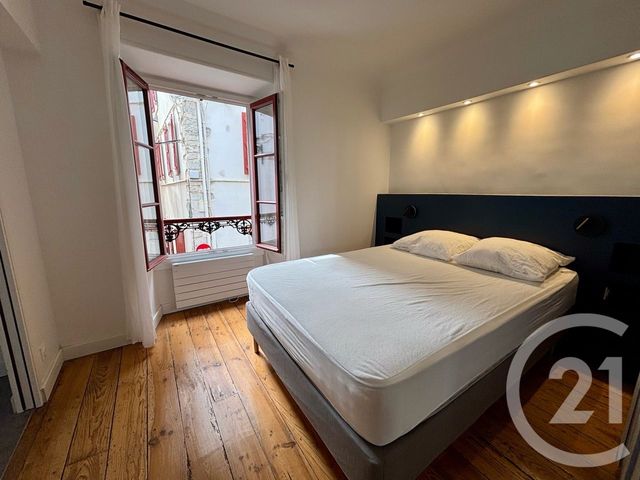 Afficher la photo en grand Appartement F2 à louer - 2 pièces - 38.3 m2 - ST JEAN DE LUZ - 64 - AQUITAINE - Century 21 Belharra