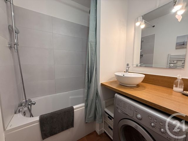 Appartement F3 à vendre - 3 pièces - 66.35 m2 - ST JEAN DE LUZ - 64 - AQUITAINE - Century 21 Belharra