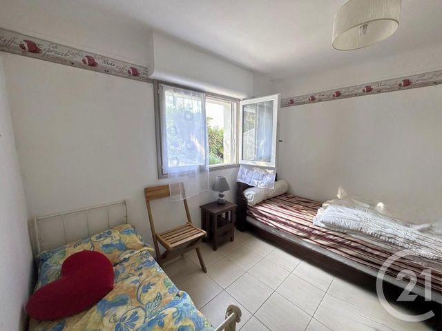 Afficher la photo en grand Appartement F2 bis à louer - 3 pièces - 46.97 m2 - ST JEAN DE LUZ - 64 - AQUITAINE - Century 21 Belharra