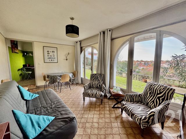 Appartement F2 bis à louer - 2 pièces - 46.97 m2 - ST JEAN DE LUZ - 64 - AQUITAINE - Century 21 Belharra