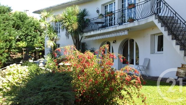 Appartement F2 Bis à louer ST JEAN DE LUZ