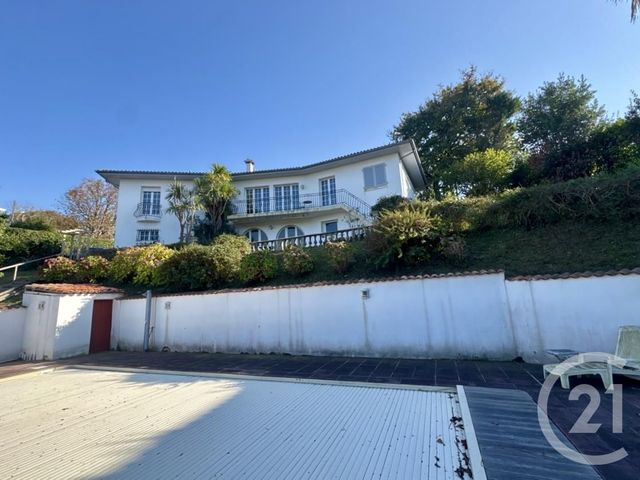 Appartement F2 Bis à louer ST JEAN DE LUZ