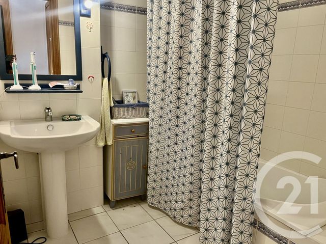 Appartement à vendre - 3 pièces - 53.16 m2 - ST JEAN DE LUZ - 64 - AQUITAINE - Century 21 Belharra