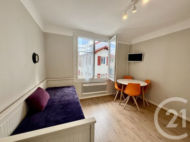 Appartement Studio à louer - 1 pièce - 20.38 m2 - ST JEAN DE LUZ - 64 - AQUITAINE - Century 21 Belharra