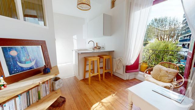 Appartement F1 à vendre ST JEAN DE LUZ