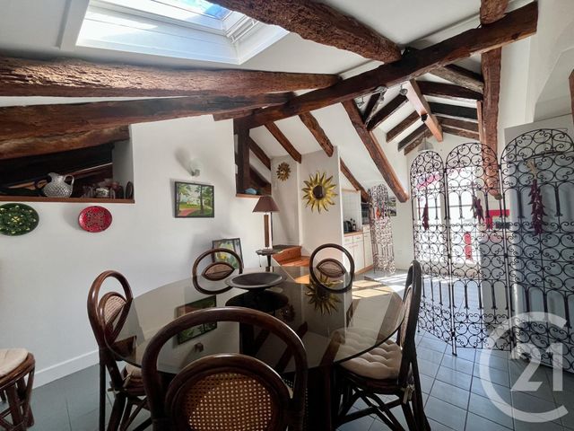 Appartement à vendre - 3 pièces - 61.78 m2 - ST JEAN DE LUZ - 64 - AQUITAINE - Century 21 Belharra