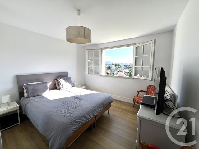 Appartement à vendre - 4 pièces - 130.6 m2 - URRUGNE - 64 - AQUITAINE - Century 21 Belharra