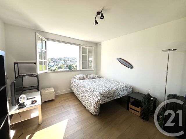 Appartement à vendre - 4 pièces - 130.6 m2 - URRUGNE - 64 - AQUITAINE - Century 21 Belharra