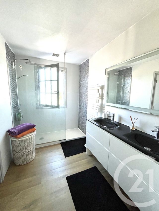 Appartement à vendre - 4 pièces - 130.6 m2 - URRUGNE - 64 - AQUITAINE - Century 21 Belharra