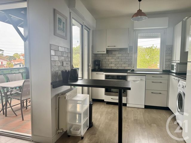 Appartement T2 à louer - 2 pièces - 41.9 m2 - ST JEAN DE LUZ - 64 - AQUITAINE - Century 21 Belharra