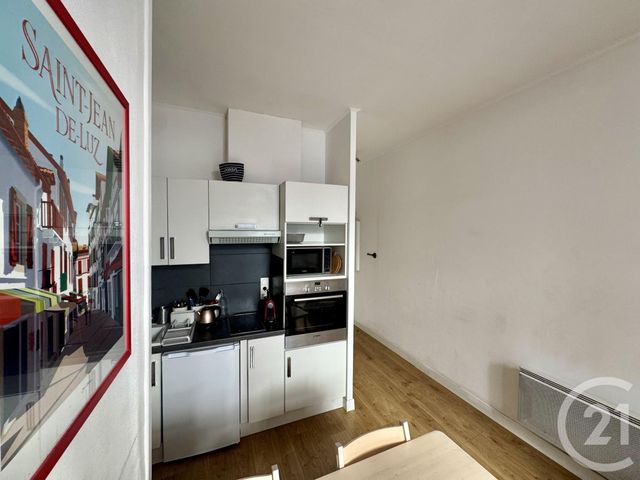 Appartement F2 bis à louer - 2 pièces - 33.53 m2 - ST JEAN DE LUZ - 64 - AQUITAINE - Century 21 Belharra