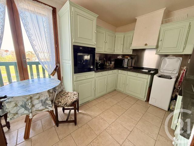 Appartement F6 à vendre - 6 pièces - 95.44 m2 - ST JEAN DE LUZ - 64 - AQUITAINE - Century 21 Belharra