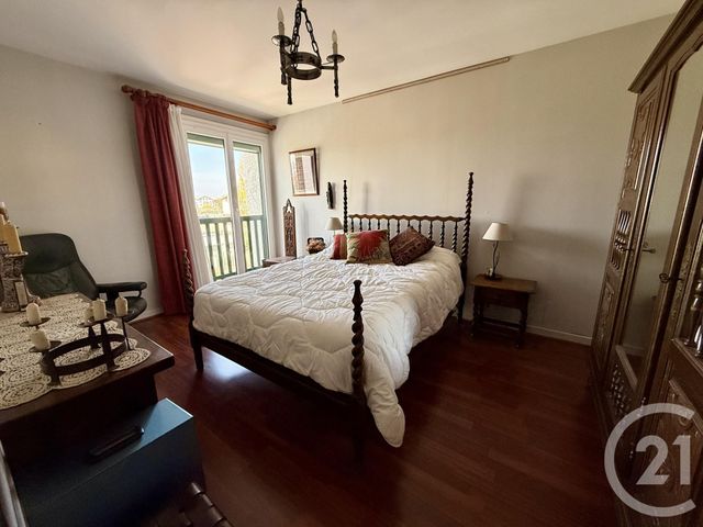 Appartement F6 à vendre - 6 pièces - 95.44 m2 - ST JEAN DE LUZ - 64 - AQUITAINE - Century 21 Belharra