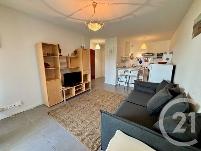 Appartement F2 à louer - 2 pièces - 35.8 m2 - ST JEAN DE LUZ - 64 - AQUITAINE - Century 21 Belharra