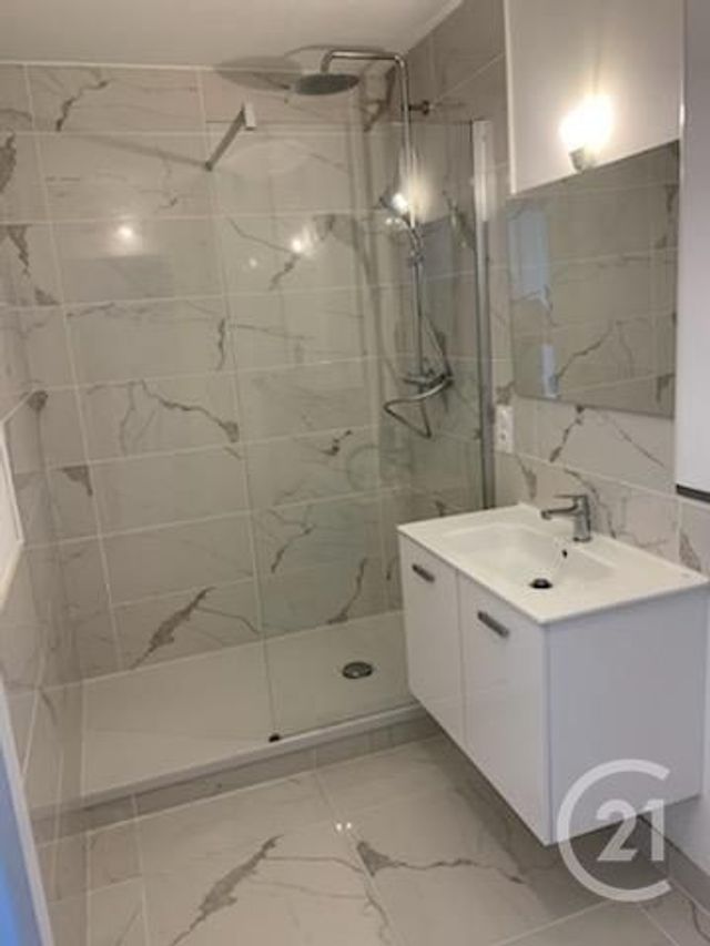 Appartement T2 à louer - 2 pièces - 40.02 m2 - ST JEAN DE LUZ - 64 - AQUITAINE - Century 21 Belharra