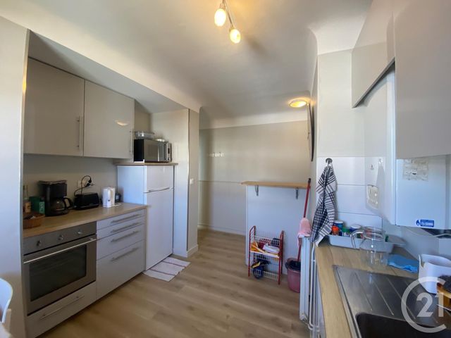 Appartement à louer - 3 pièces - 60.97 m2 - ST JEAN DE LUZ - 64 - AQUITAINE - Century 21 Belharra
